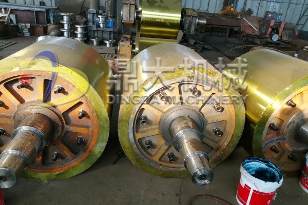 對輥制砂機輥輪