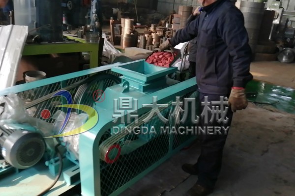 雙齒輥破碎機(jī)